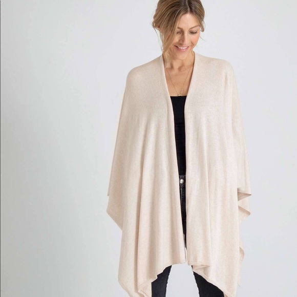 Anthropologie Accessories - Anthropologie cream blanket scarf wrap Anthropologie Accessories - Anthropologie cream blanket scarf wrap